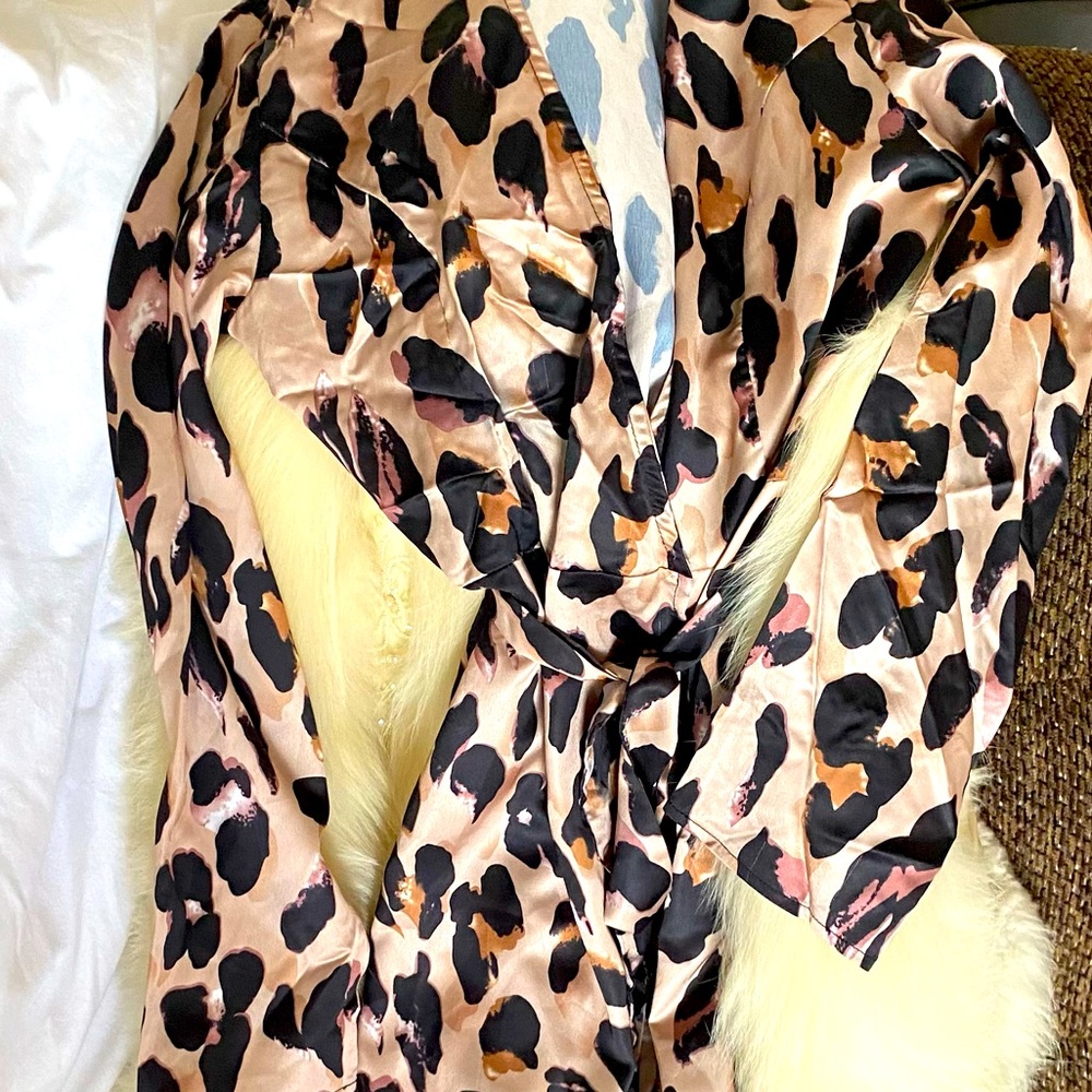 Sexy long robe , animal print, snap at waist, tie, small , silky